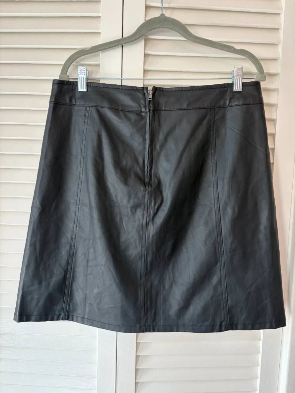 NWT Torrid Star Wars Solo faux leather skirt 12 mini black skater